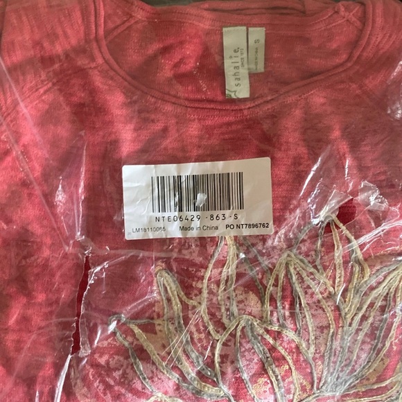 Crewneck, Embroidered-Motif, Pullover Sweater - Picture 2 of 3